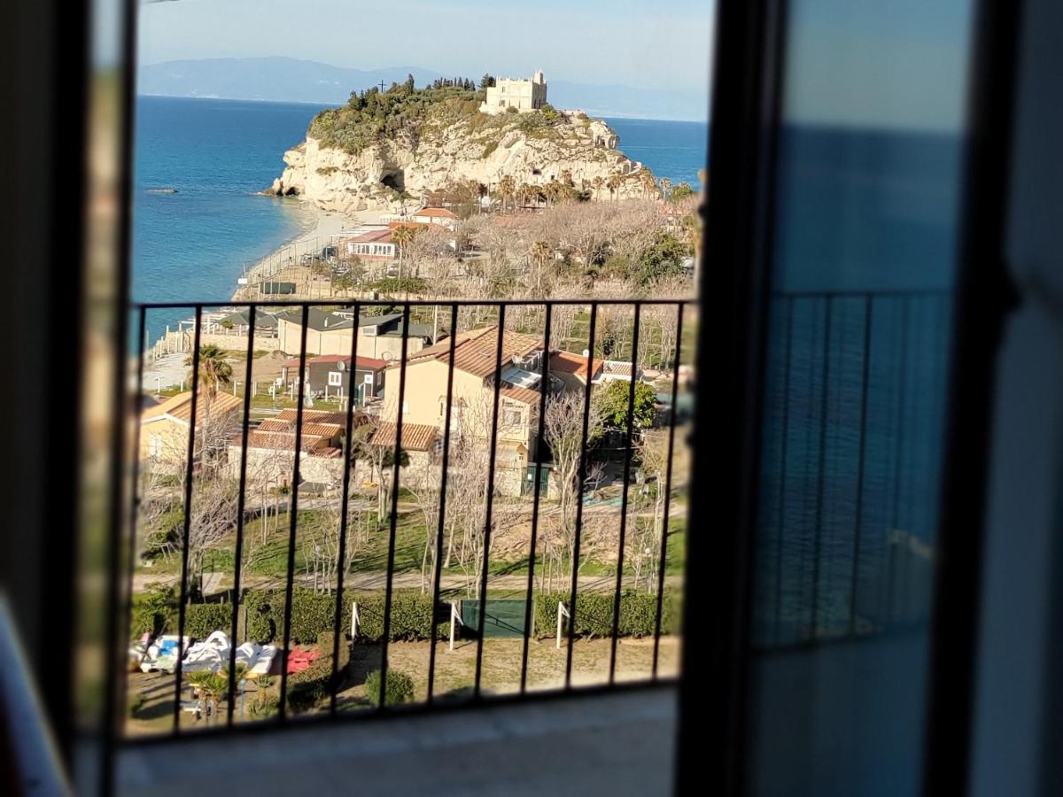 B&B Laudato Sii Tropea Buitenkant foto